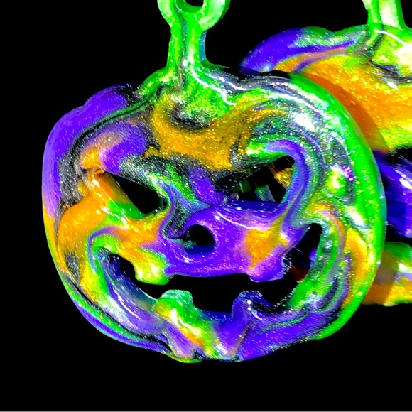 Handcrafted Halloween Earrings Pierced Dangle Mardi Gras Theme Pumpkins … - Picture 3 of 3